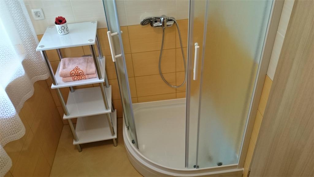 בובק Holiday Home Julian Alps מראה חיצוני תמונה