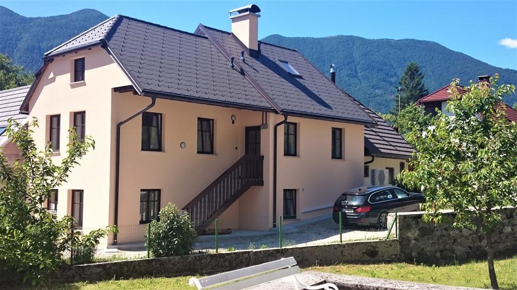 בובק Holiday Home Julian Alps מראה חיצוני תמונה